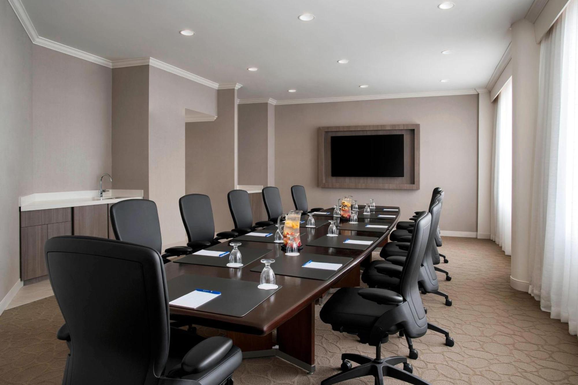 Delta Hotels By Marriott Richmond Downtown מראה חיצוני תמונה