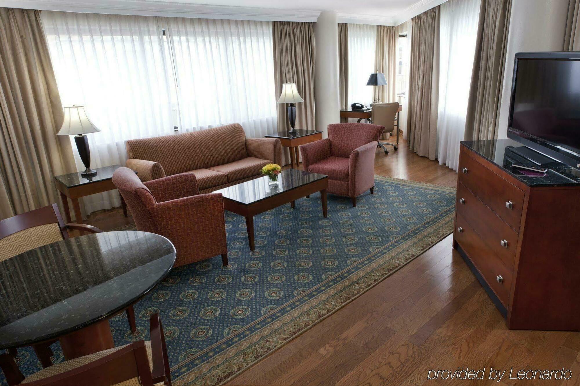 Delta Hotels By Marriott Richmond Downtown מראה חיצוני תמונה